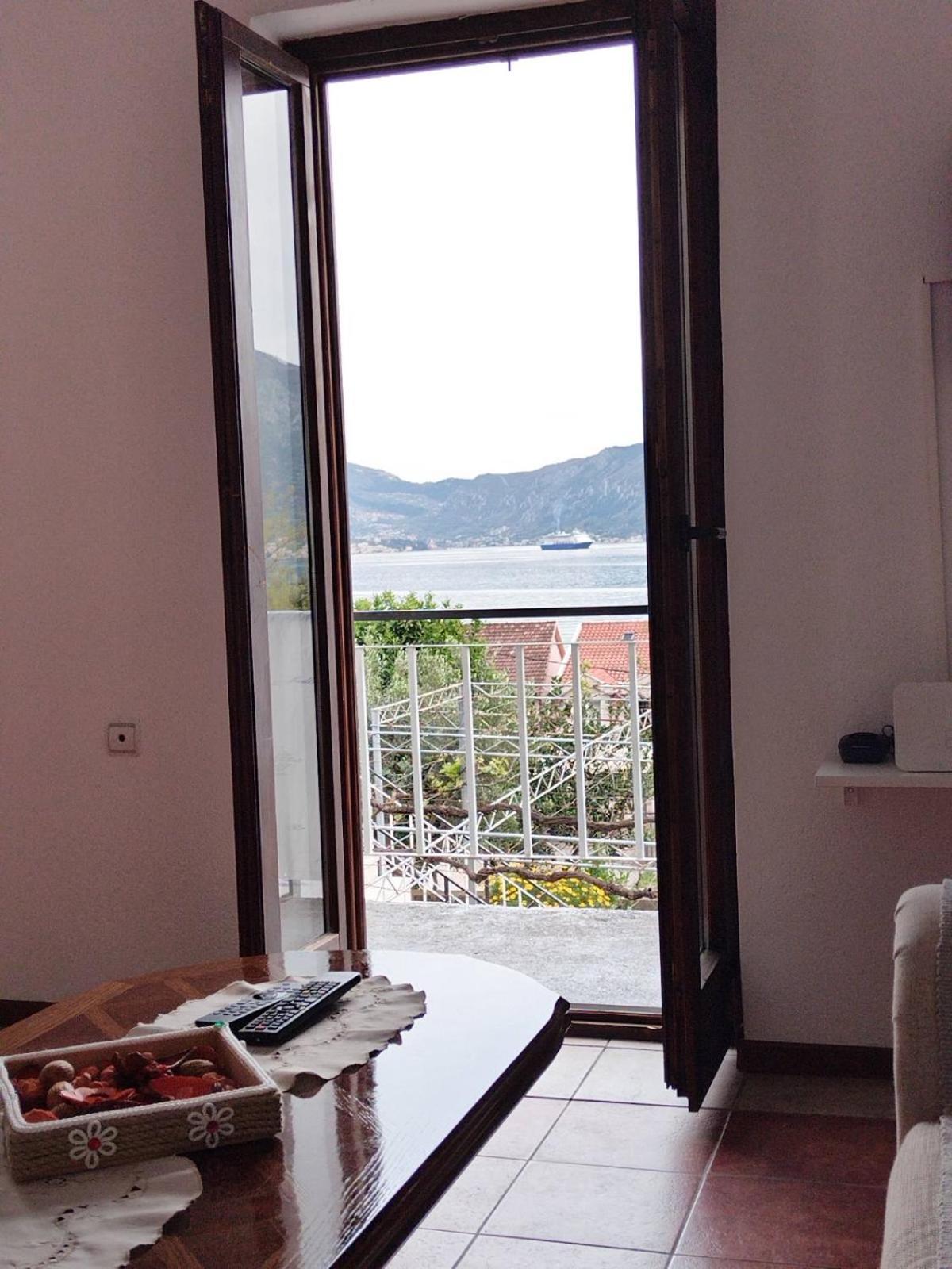 Apartment Ivana Котор Экстерьер фото