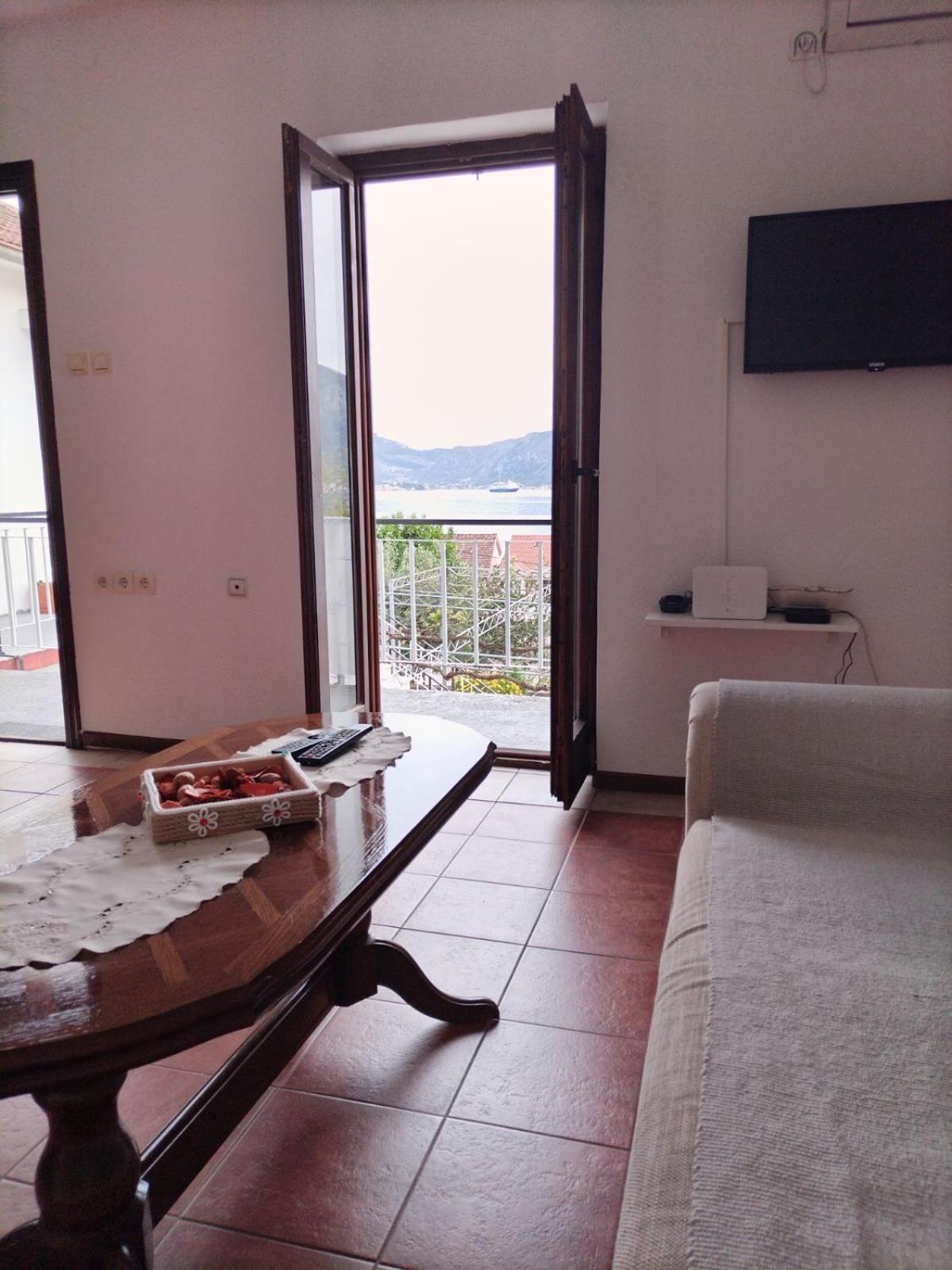 Apartment Ivana Котор Экстерьер фото