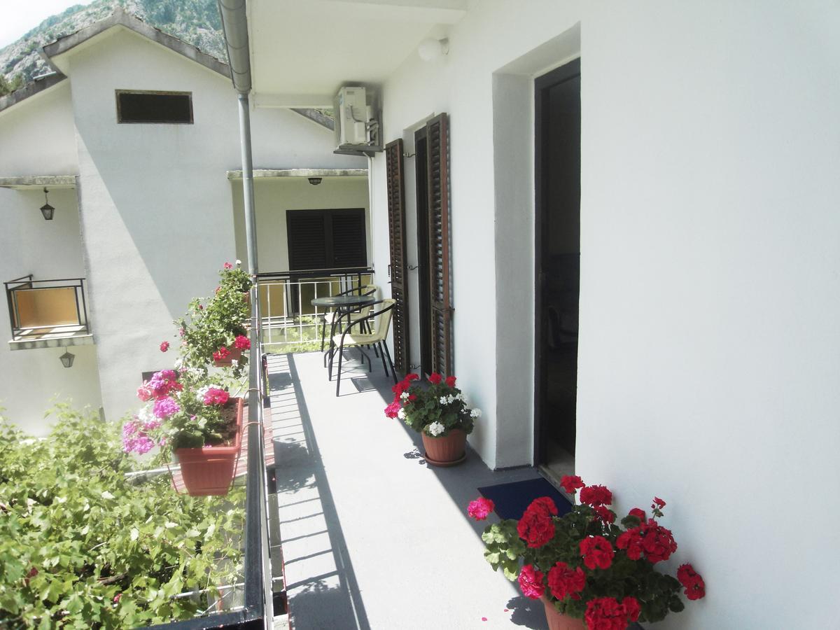 Apartment Ivana Котор Экстерьер фото